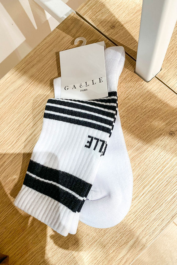 Gaelle - White sock with black bands and logo