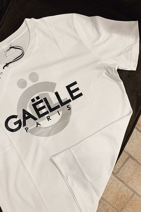 Gaelle - Reflective white t shirt