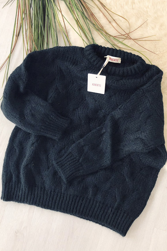 Kontatto - Soft oversized black sweater