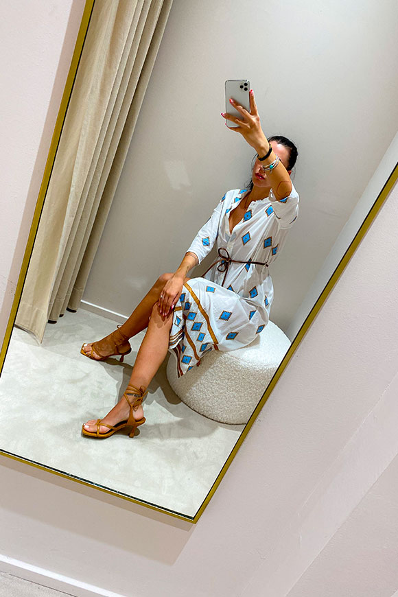 Vicolo - White shirt dress with tobacco and light blue ethnic pattern