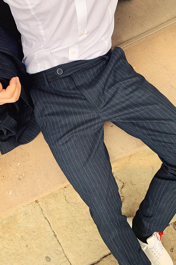 Gianni Lupo - Pinstriped blue complete trousers