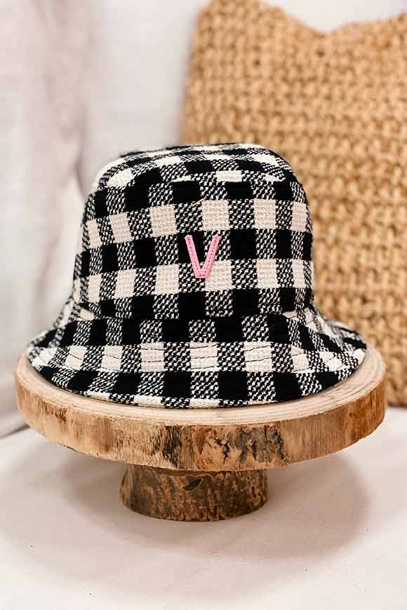 Vicolo - Cappello pescatora tweed a quadretti bianco e nero