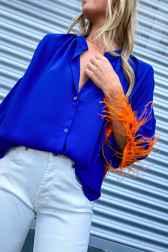 Dixie - Bluette blouse with orange feathers