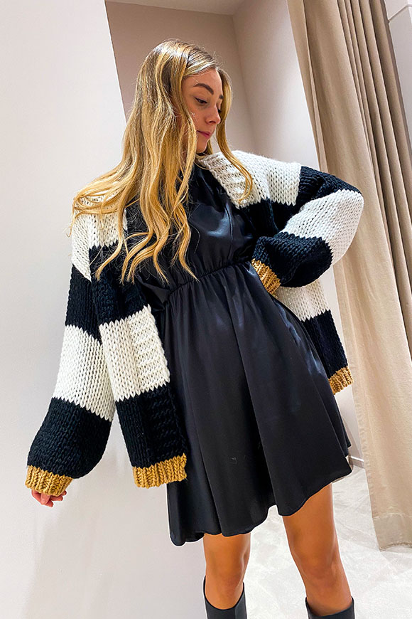 Vicolo - Black and white striped cardigan in wool blend