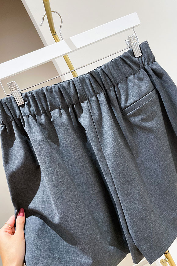 Vicolo - Pantaloncini svasati grigi antracite