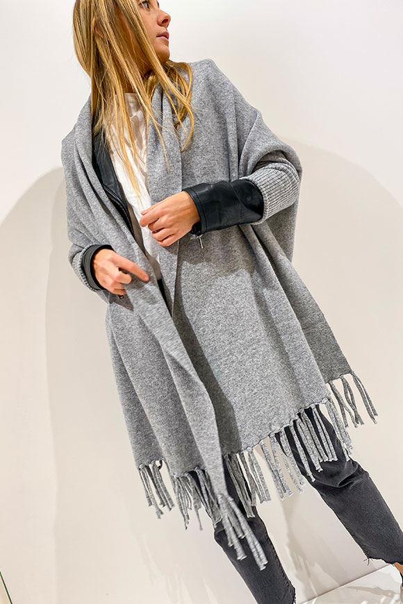 Vicolo - Gray mélange shawl cardigan with fringes