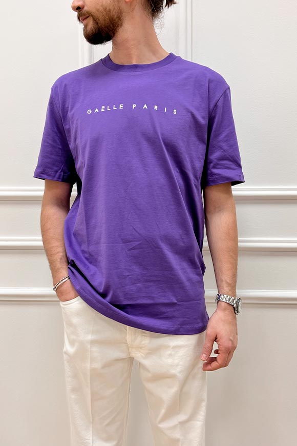 Gaelle - T shirt viola basica con logo bianco a contrasto