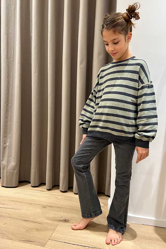 Vicolo Bambina - Pantaloni in denim grigio lavato a zampa
