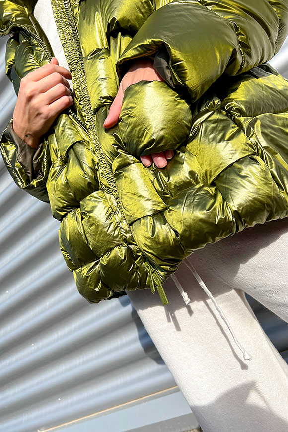 Vicolo - Green down jacket with high neck interweaving padding