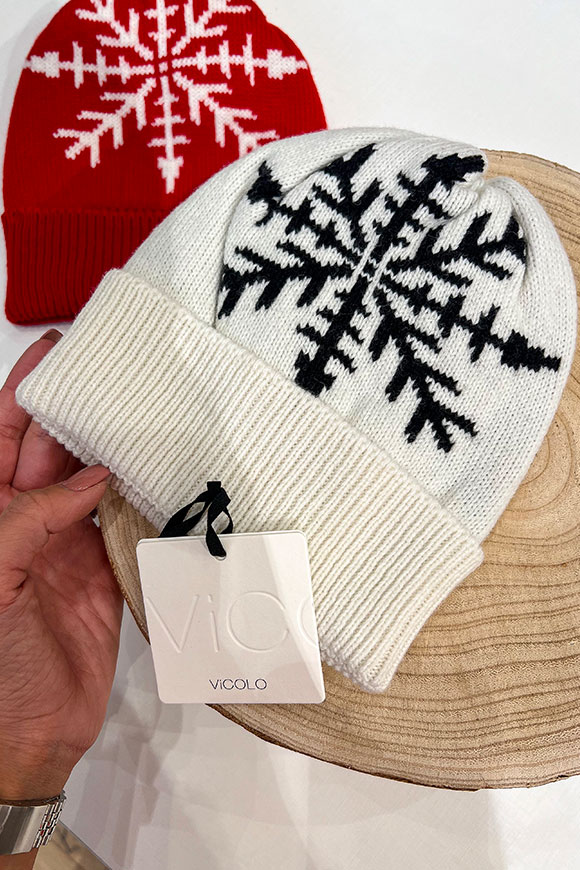 Vicolo - White snowflake beanie hat