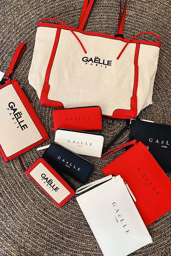 Gaelle - Basic white handbag with logo