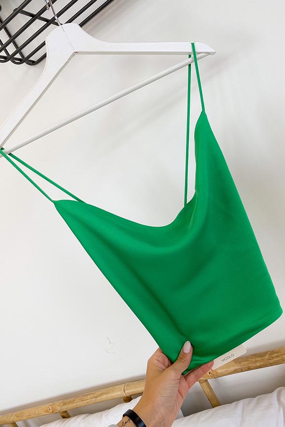 Vicolo - Top verde smeraldo in raso scollo morbido
