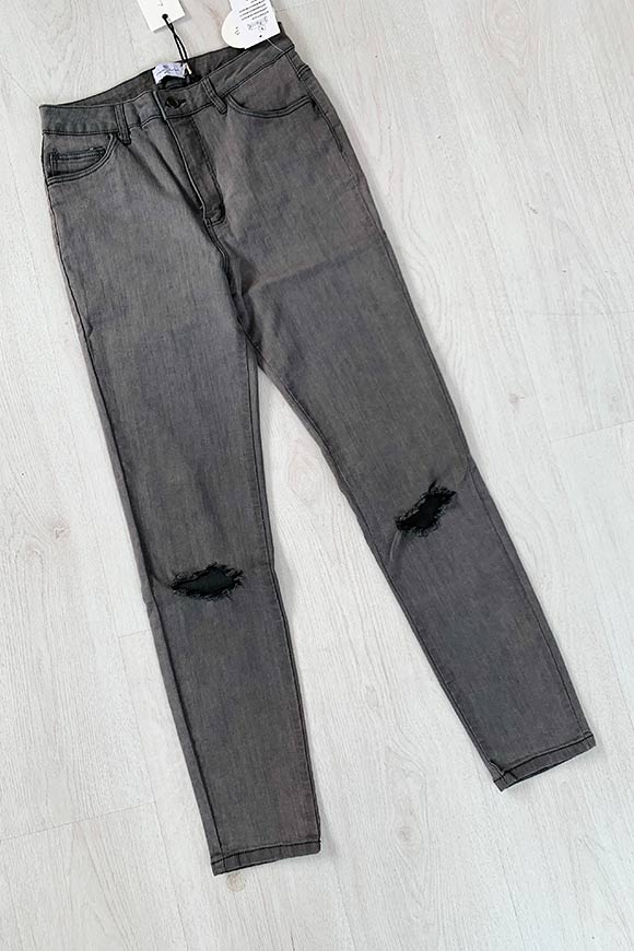 NA-KD - Jeans grigio skinny con rotture