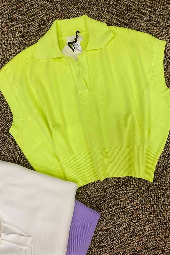 Vicolo - Knitted vest in lime polo style