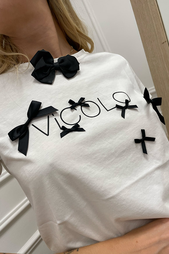 Vicolo - T shirt con fiocchi e scritta "Vicolo"