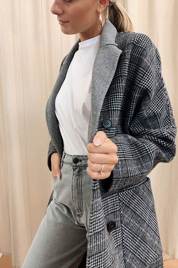 Vicolo - Long gray tartan coat