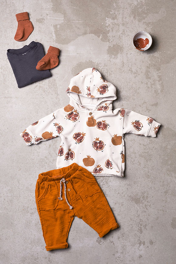 Play Up - Butter sweater with Mirò pomegranate print