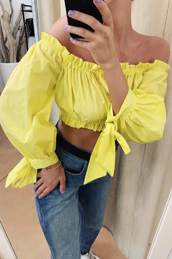 Vicolo - Lime yellow top with bows and sleeves
