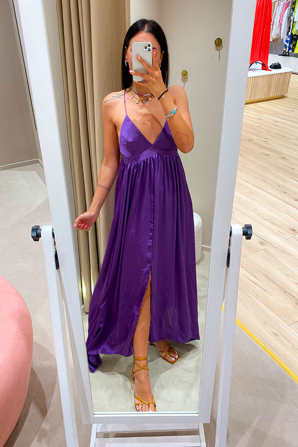 Vicolo - Purple satin dress with deep neckline on the back